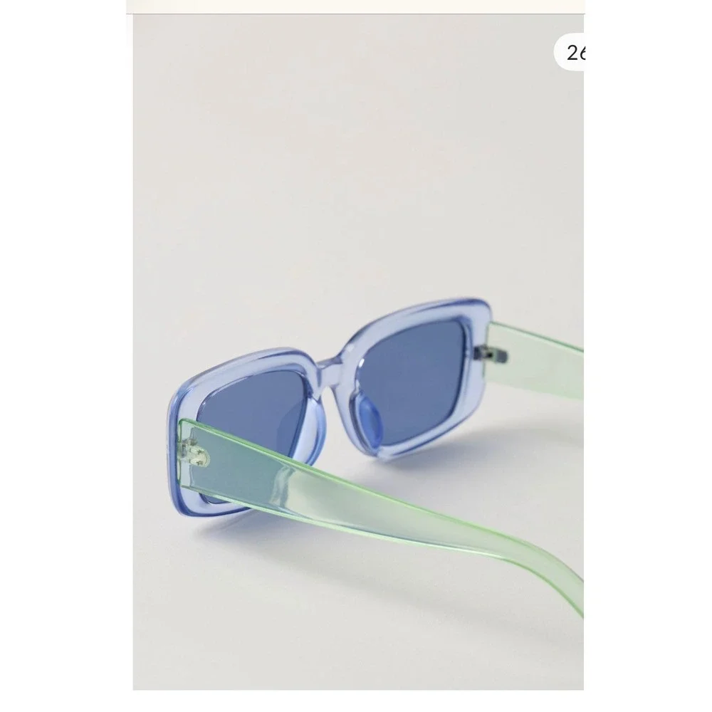 Free People Frankie Rectangle Sunglasses New NWT Blue tinted plastic summer fun
